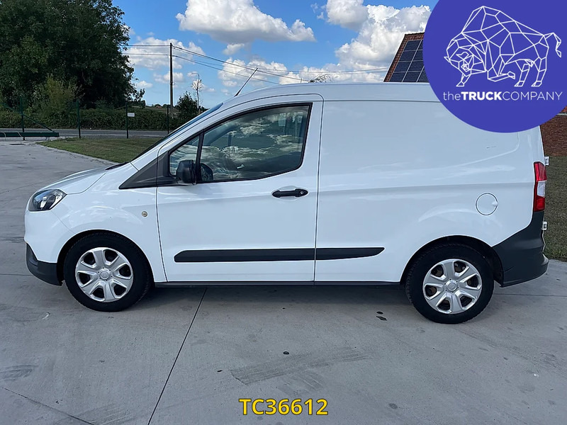 Ford Transit Courier 1.5 TDCI TREND - Furgon: 2 kép. Ford Transit Courier 1.5 TDCI TREND - Furgon: 2 kép.