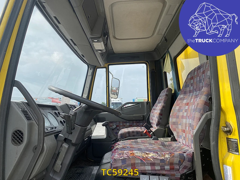 Iveco EuroCargo 120 E18 - Alvaz teherautó: 3 kép. Iveco EuroCargo 120 E18 - Alvaz teherautó: 3 kép.