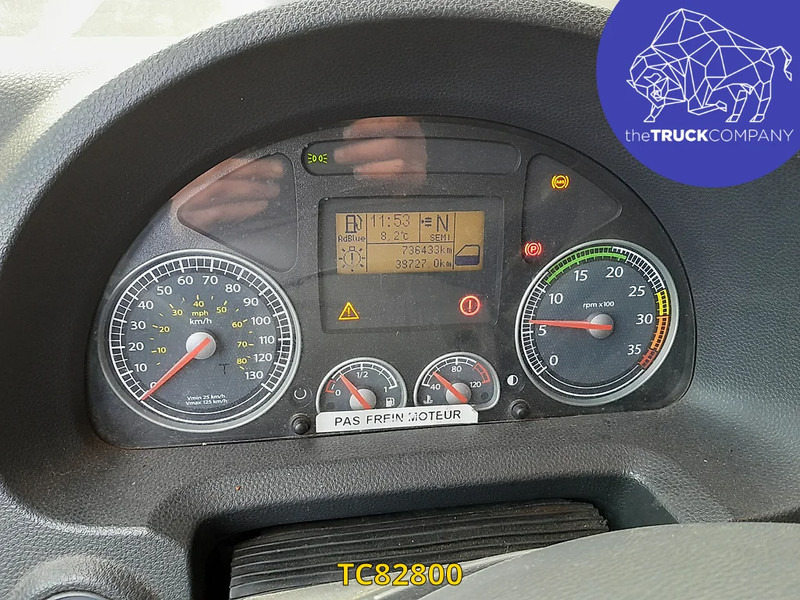 Iveco EuroCargo 120e25 Euro 5 - ENGINE DAMAGE - - Ponyvás teherautó: 4 kép. Iveco EuroCargo 120e25 Euro 5 - ENGINE DAMAGE - - Ponyvás teherautó: 4 kép.