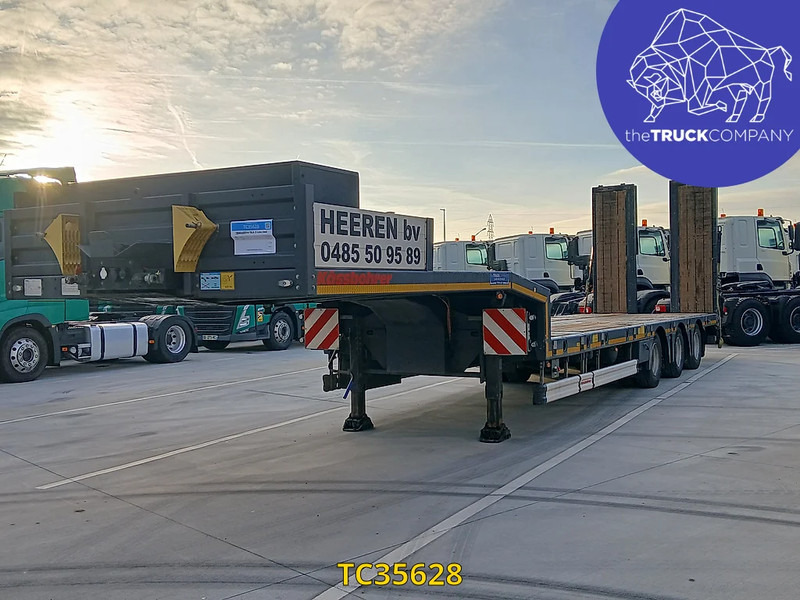 Kässbohrer SLA 3 - Félpótkocsi mélybölcsős: 2 kép. Kässbohrer SLA 3 - Félpótkocsi mélybölcsős: 2 kép.