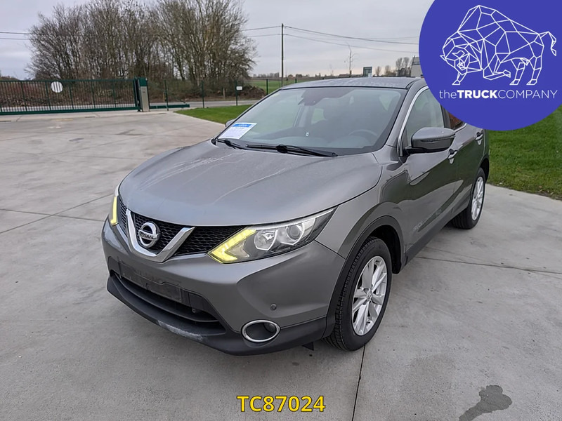 Nissan QASHQAI - Kisteherautó: 1 kép. Nissan QASHQAI - Kisteherautó: 1 kép.