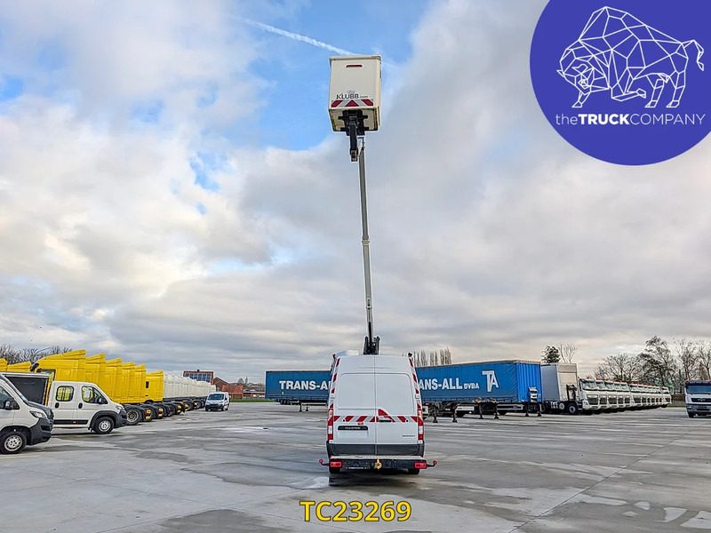 Renault Master Hoogtewerker - Kisteherautó: 4 kép. Renault Master Hoogtewerker - Kisteherautó: 4 kép.