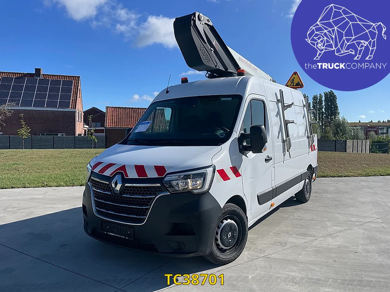 Renault Master tronqué - Kisteherautó: 1 kép. Renault Master tronqué - Kisteherautó: 1 kép.