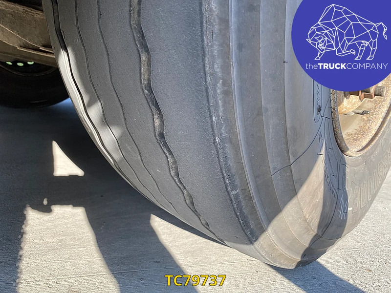 Lambrecht - Tartályos félpótkocsi: 3 kép. Lambrecht - Tartályos félpótkocsi: 3 kép.