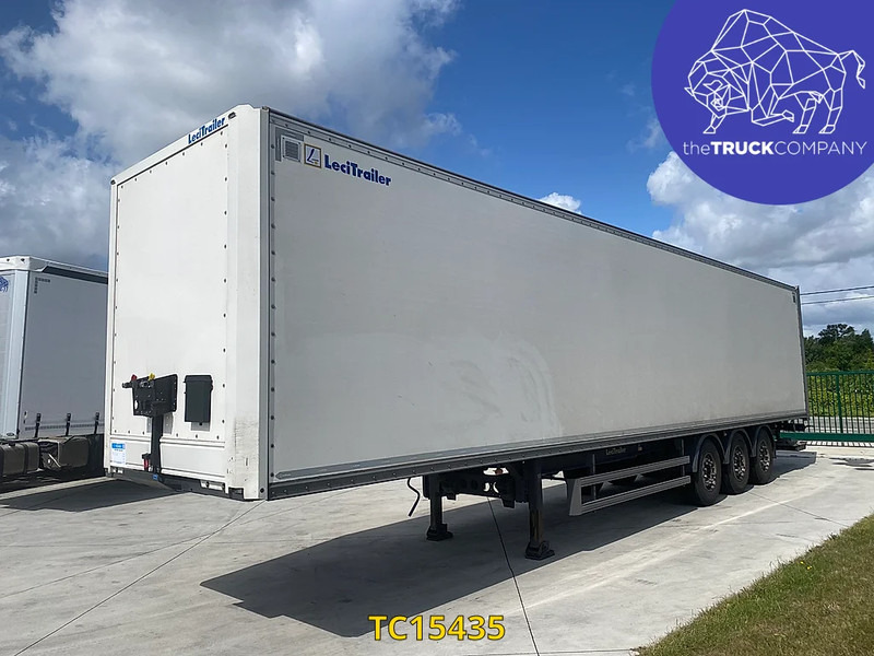 Lecitrailer - Félpótkocsi dobozos: 1 kép. Lecitrailer - Félpótkocsi dobozos: 1 kép.