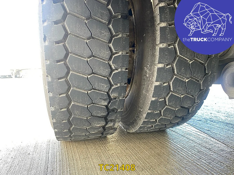 Mercedes-Benz Atego 1223 - Hűtős teherautó: 4 kép. Mercedes-Benz Atego 1223 - Hűtős teherautó: 4 kép.