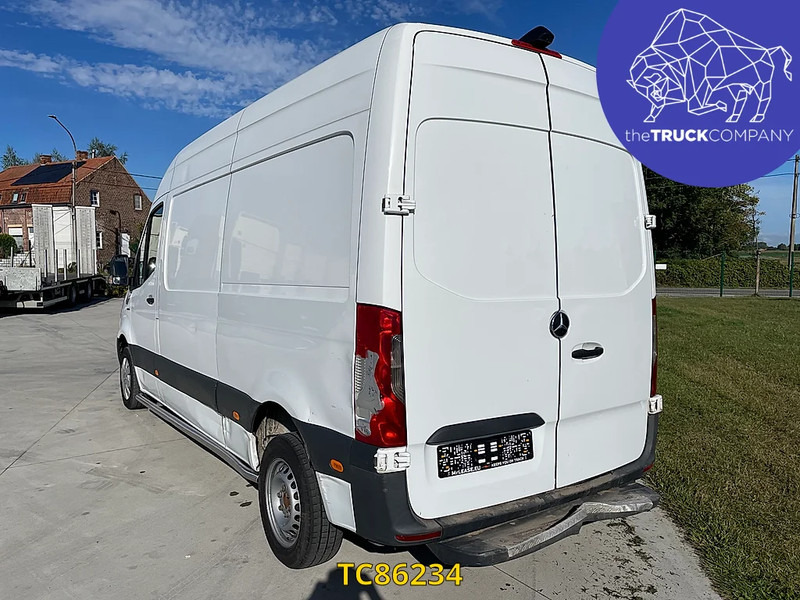 Mercedes-Benz E-Sprinter L2H2 41kWh - Furgon, Elektromos kisteherautó: 3 kép. Mercedes-Benz E-Sprinter L2H2 41kWh - Furgon, Elektromos kisteherautó: 3 kép.