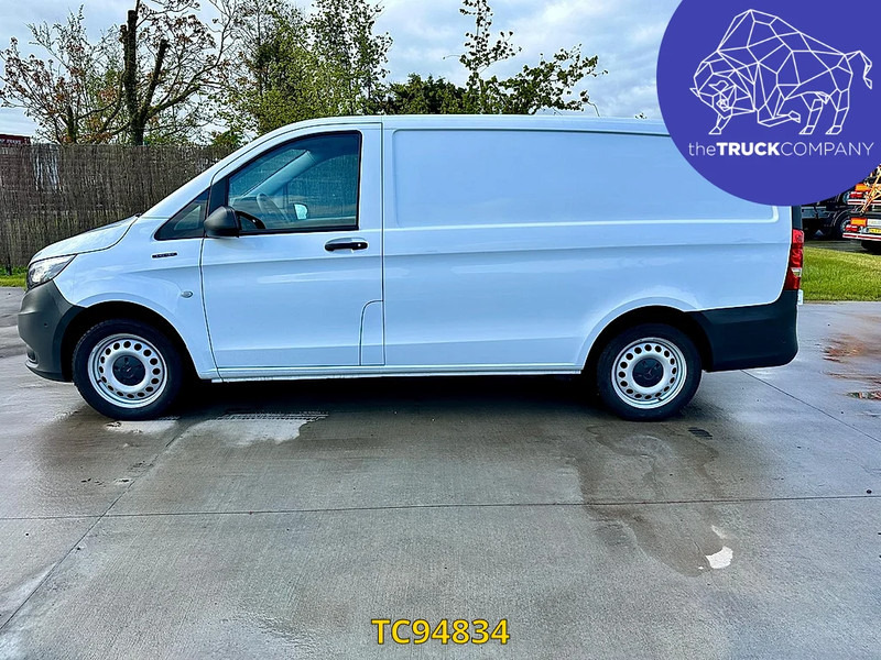Mercedes-Benz Vito 111 RANGE 150 KM - Kis furgon: 3 kép. Mercedes-Benz Vito 111 RANGE 150 KM - Kis furgon: 3 kép.
