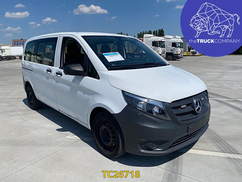 Mercedes-Benz Vito 114 CDI MINIBUS 9 SEATS - Furgon: 2 kép. Mercedes-Benz Vito 114 CDI MINIBUS 9 SEATS - Furgon: 2 kép.