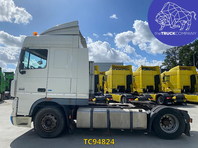 DAF XF 105 460 - Nyergesvontató: 2 kép. DAF XF 105 460 - Nyergesvontató: 2 kép.