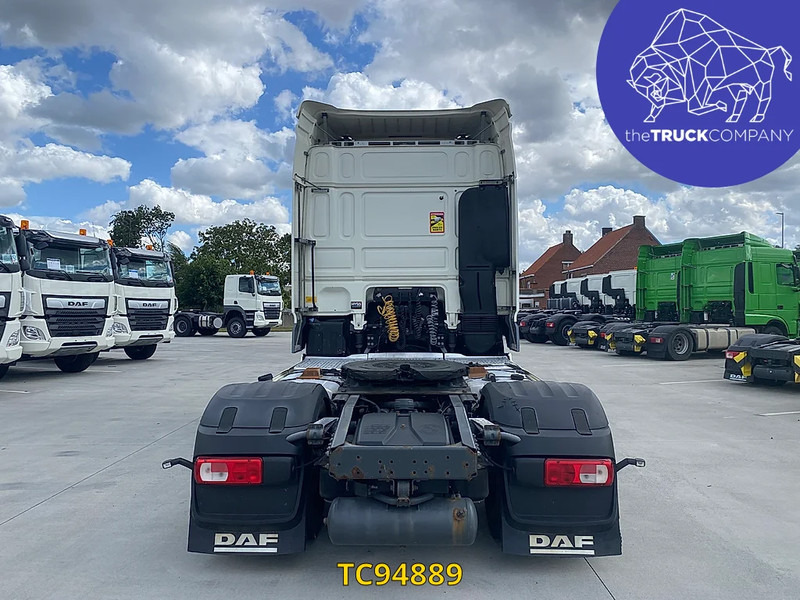 DAF XF 105 460 - Nyergesvontató: 4 kép. DAF XF 105 460 - Nyergesvontató: 4 kép.