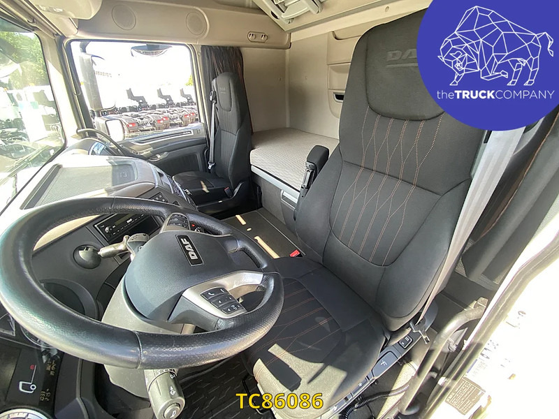 DAF XF 480 - Nyergesvontató: 5 kép. DAF XF 480 - Nyergesvontató: 5 kép.