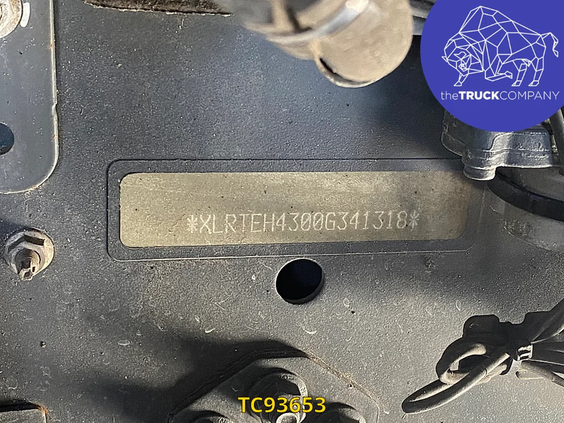 DAF XF 480 - Nyergesvontató: 3 kép. DAF XF 480 - Nyergesvontató: 3 kép.