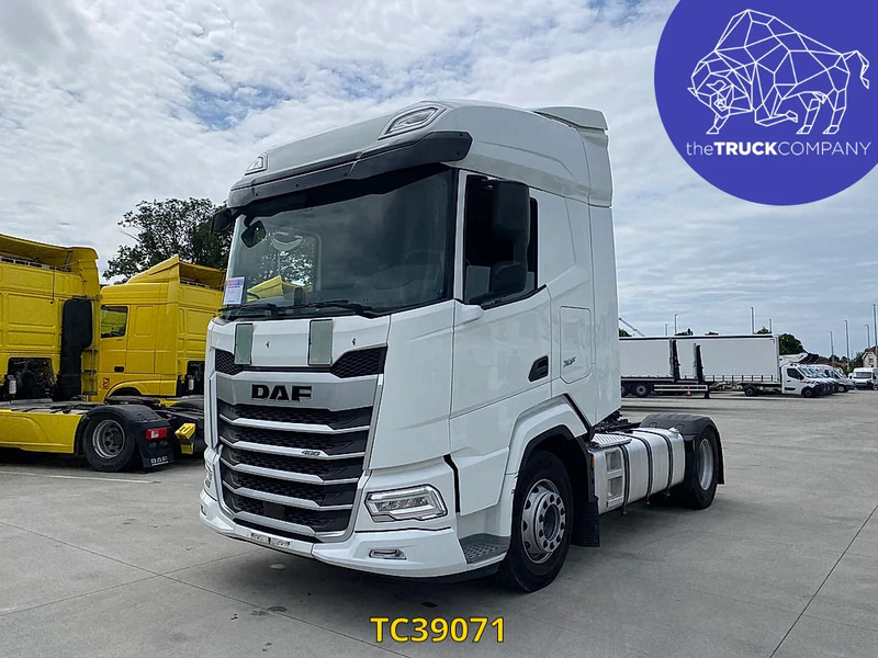 DAF XF Euro 6 NGD 480 - Nyergesvontató: 1 kép. DAF XF Euro 6 NGD 480 - Nyergesvontató: 1 kép.