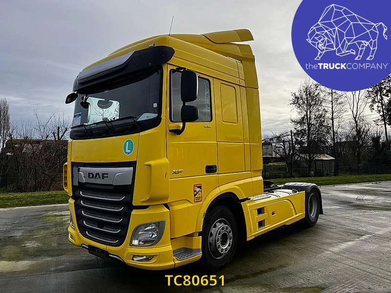 DAF XF Euro6 430 - Nyergesvontató: 1 kép. DAF XF Euro6 430 - Nyergesvontató: 1 kép.