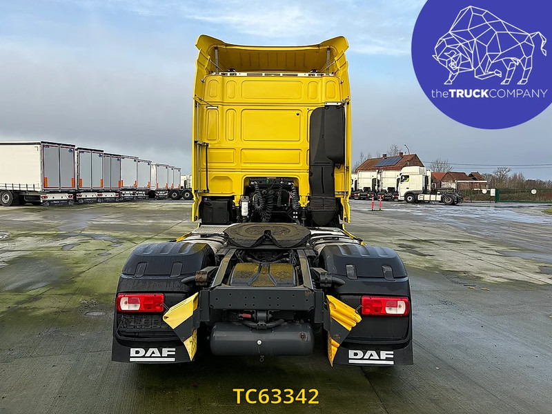 DAF XF Euro6 430 - Nyergesvontató: 2 kép. DAF XF Euro6 430 - Nyergesvontató: 2 kép.