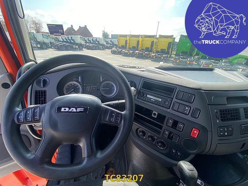 DAF XF Euro6 440 - Nyergesvontató: 2 kép. DAF XF Euro6 440 - Nyergesvontató: 2 kép.