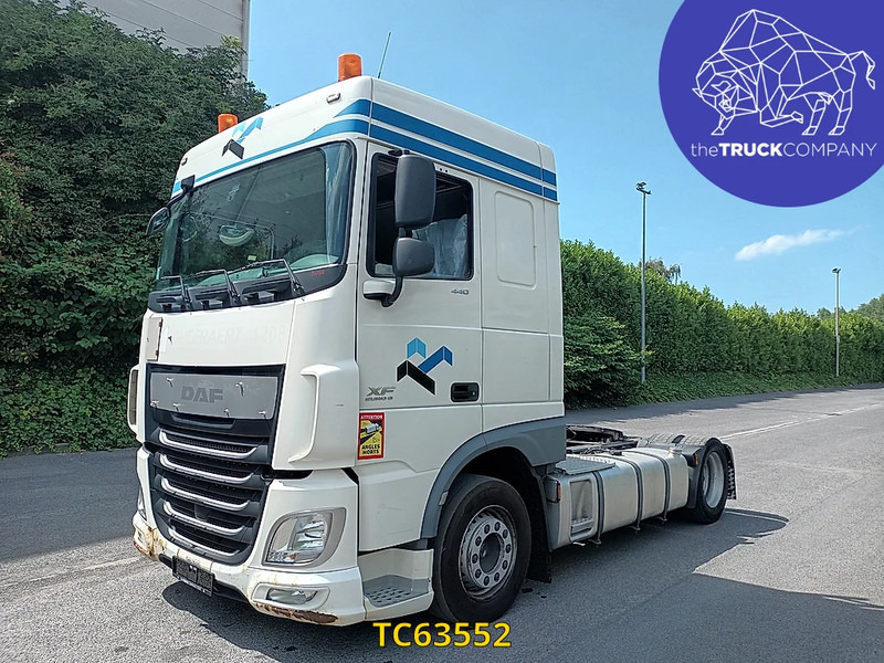 DAF XF Euro6 440 - Nyergesvontató: 1 kép. DAF XF Euro6 440 - Nyergesvontató: 1 kép.