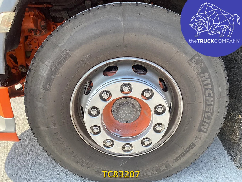 DAF XF Euro6 440 - Nyergesvontató: 4 kép. DAF XF Euro6 440 - Nyergesvontató: 4 kép.