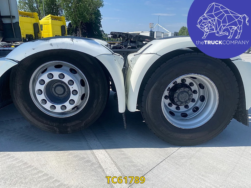 DAF XF Euro6 450 - Nyergesvontató: 4 kép. DAF XF Euro6 450 - Nyergesvontató: 4 kép.