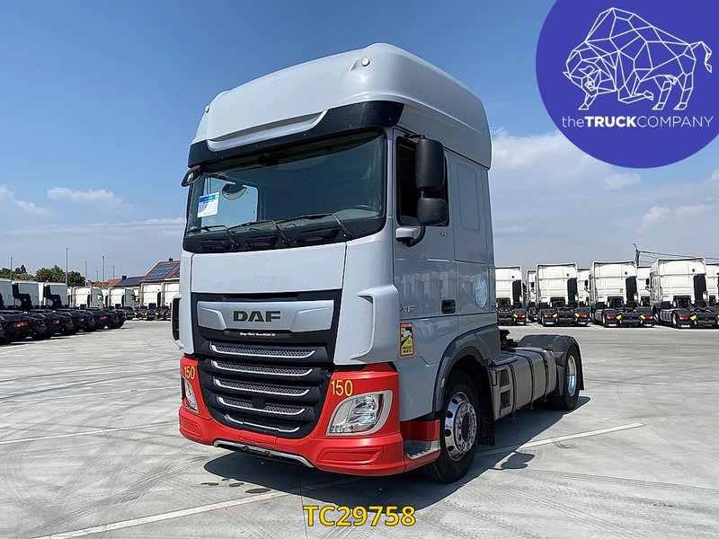 DAF XF Euro6 450 - Nyergesvontató: 1 kép. DAF XF Euro6 450 - Nyergesvontató: 1 kép.