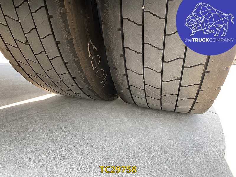 DAF XF Euro6 450 - Nyergesvontató: 4 kép. DAF XF Euro6 450 - Nyergesvontató: 4 kép.