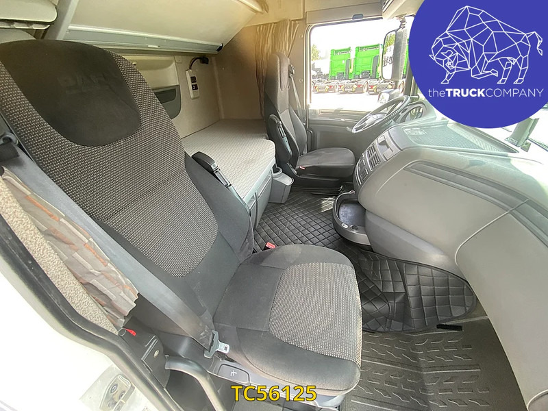 DAF XF Euro6 460 - Nyergesvontató: 5 kép. DAF XF Euro6 460 - Nyergesvontató: 5 kép.