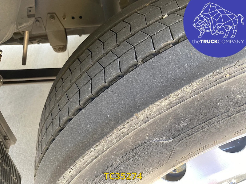 DAF XF Euro6 480 - Nyergesvontató: 3 kép. DAF XF Euro6 480 - Nyergesvontató: 3 kép.