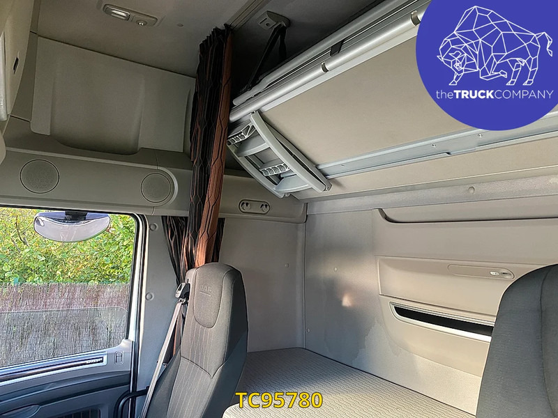 Nyergesvontató DAF XF Euro6 480: 14 kép.