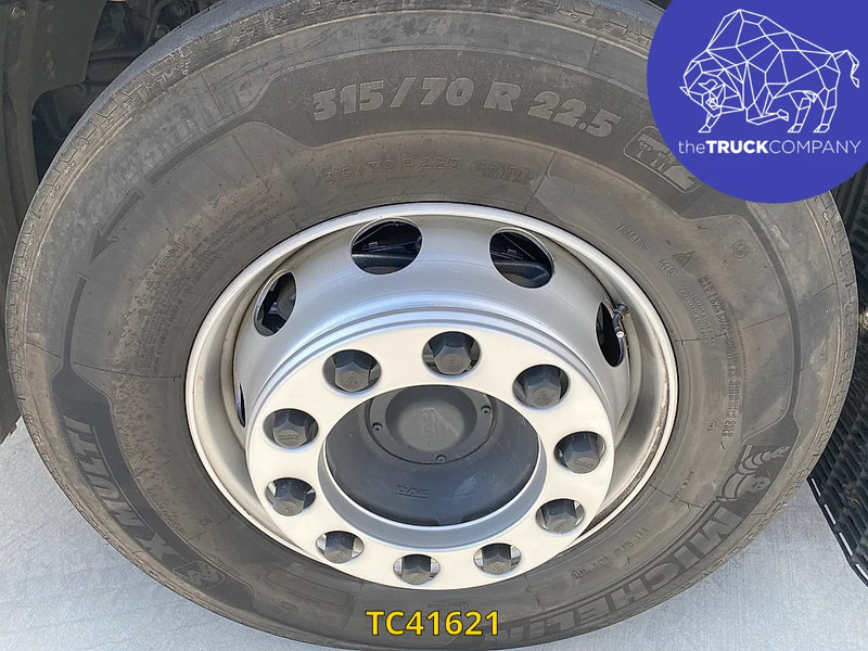 DAF XF Euro6 480 - Nyergesvontató: 3 kép. DAF XF Euro6 480 - Nyergesvontató: 3 kép.