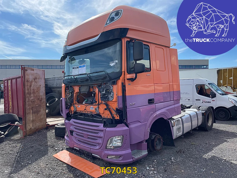 DAF XF Euro6 - Nyergesvontató: 1 kép. DAF XF Euro6 - Nyergesvontató: 1 kép.