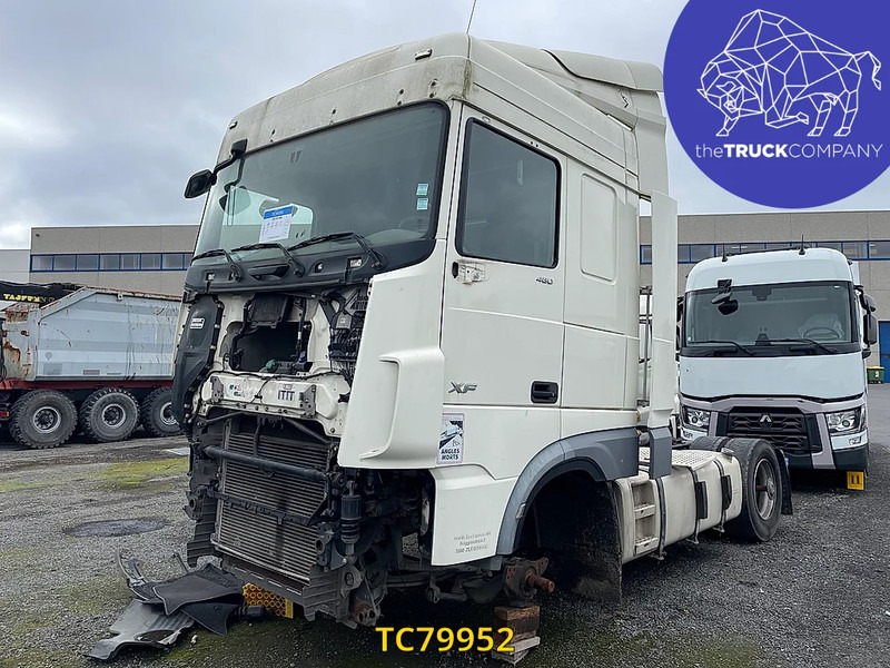 DAF XF Euro6 XF Euro6 480 Euro 6 - Nyergesvontató: 1 kép. DAF XF Euro6 XF Euro6 480 Euro 6 - Nyergesvontató: 1 kép.