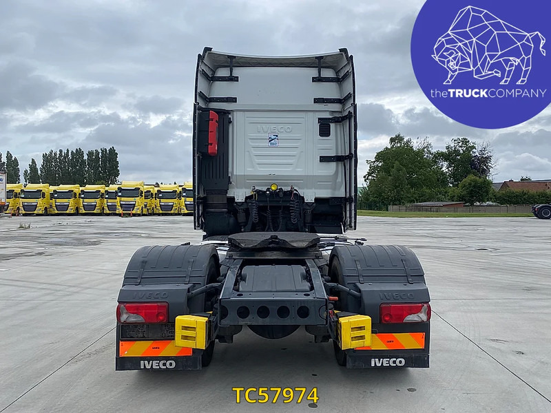 Iveco S-Way 480 - Nyergesvontató: 4 kép. Iveco S-Way 480 - Nyergesvontató: 4 kép.