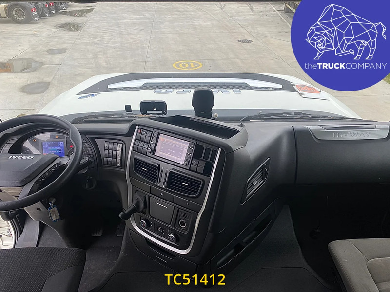 Iveco Stralis 440 S40 - Nyergesvontató: 3 kép. Iveco Stralis 440 S40 - Nyergesvontató: 3 kép.