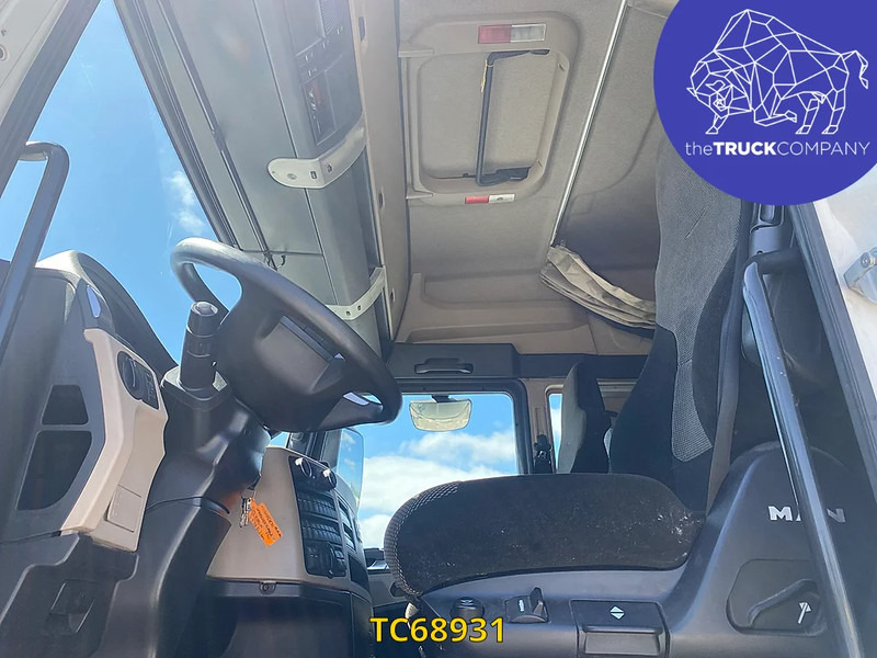 MAN TGX 470 - Nyergesvontató: 5 kép. MAN TGX 470 - Nyergesvontató: 5 kép.