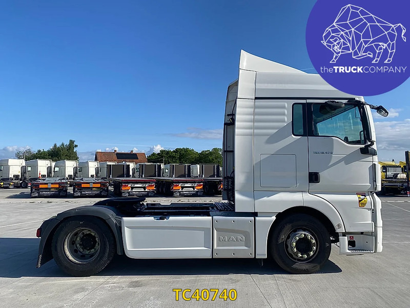 MAN TGX 470 - Nyergesvontató: 2 kép. MAN TGX 470 - Nyergesvontató: 2 kép.
