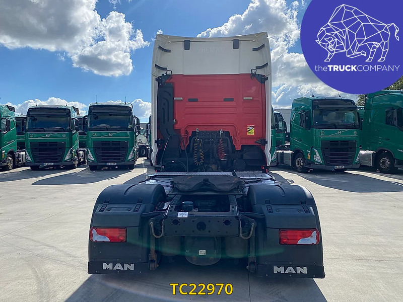 MAN TGX 470 - Nyergesvontató: 4 kép. MAN TGX 470 - Nyergesvontató: 4 kép.