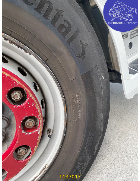 Mercedes-Benz Actros 1848 - Nyergesvontató: 3 kép. Mercedes-Benz Actros 1848 - Nyergesvontató: 3 kép.