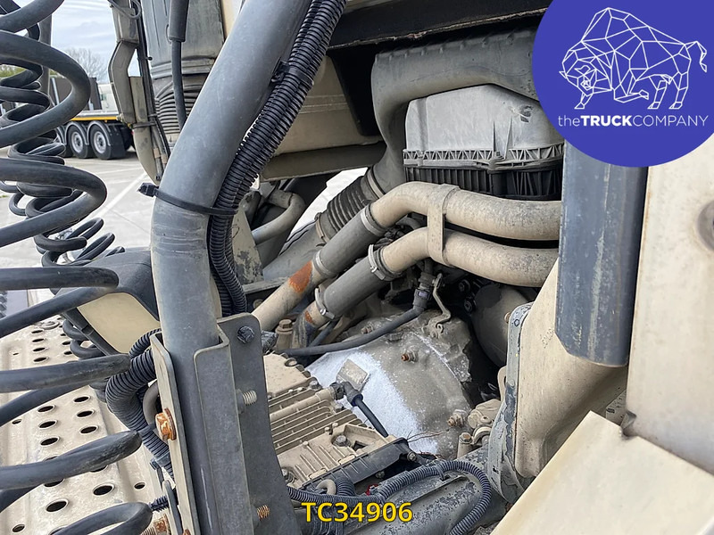 Renault C 430 - Nyergesvontató: 3 kép. Renault C 430 - Nyergesvontató: 3 kép.
