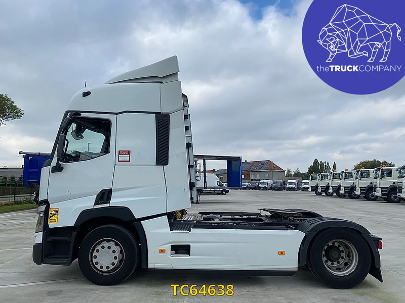 Renault T 430 - Nyergesvontató: 2 kép. Renault T 430 - Nyergesvontató: 2 kép.
