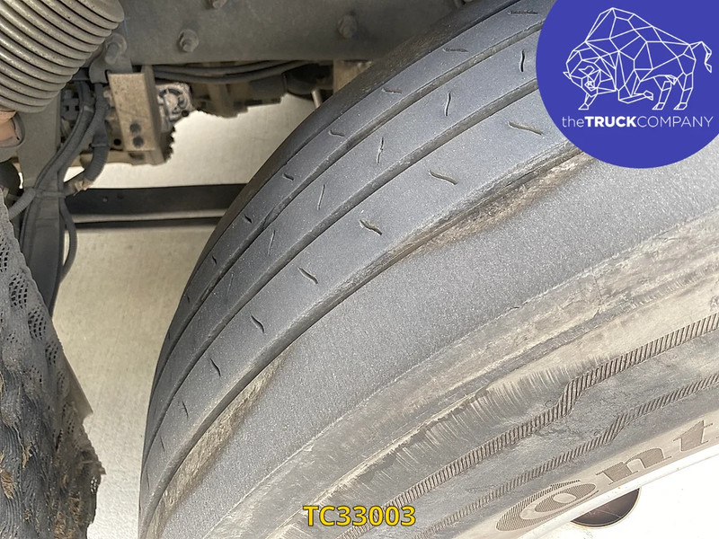 Renault T 460 - Nyergesvontató: 3 kép. Renault T 460 - Nyergesvontató: 3 kép.