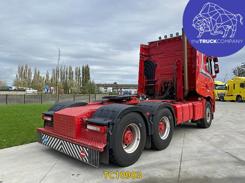 Renault T 480 - Nyergesvontató: 4 kép. Renault T 480 - Nyergesvontató: 4 kép.