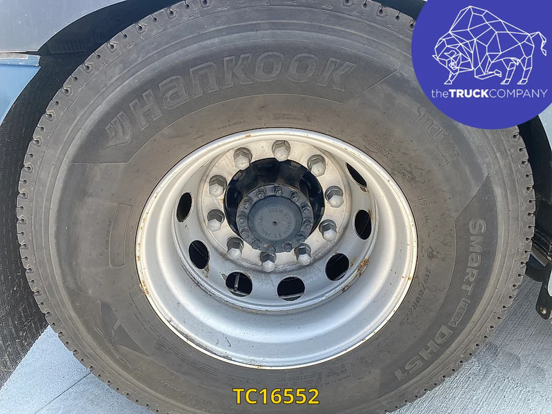 Renault T 520 - Nyergesvontató: 4 kép. Renault T 520 - Nyergesvontató: 4 kép.