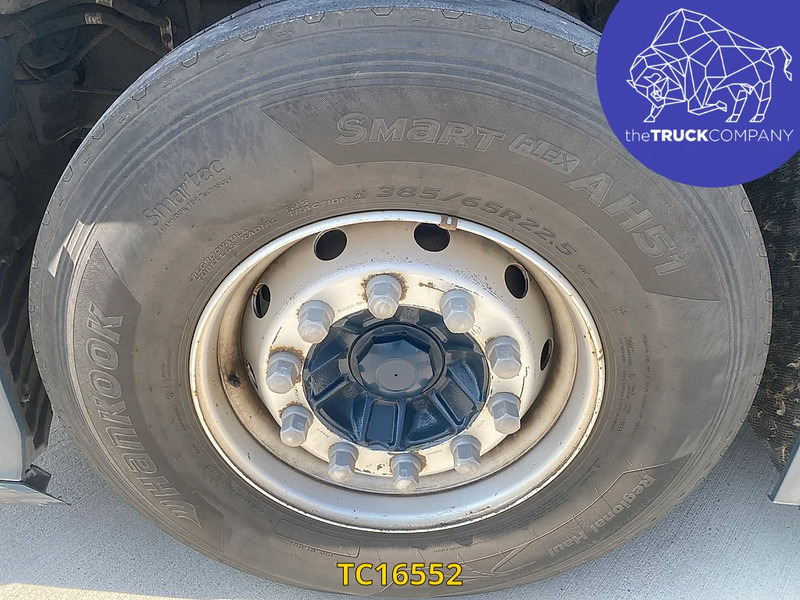 Renault T 520 - Nyergesvontató: 3 kép. Renault T 520 - Nyergesvontató: 3 kép.