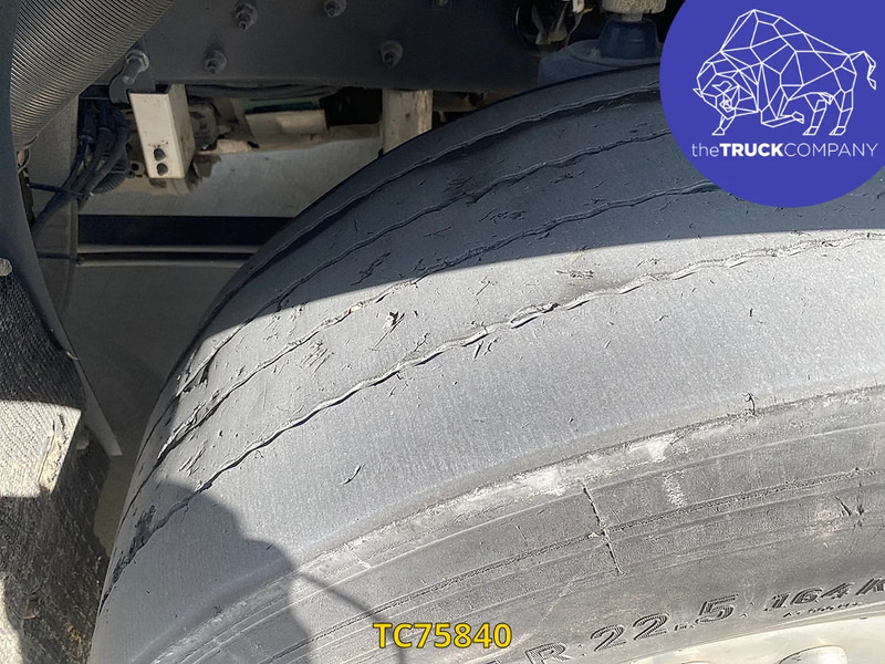 Volvo FH 500 - Nyergesvontató: 3 kép. Volvo FH 500 - Nyergesvontató: 3 kép.