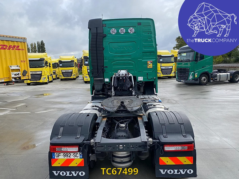 Nyergesvontató Volvo FH 500: 6 kép.