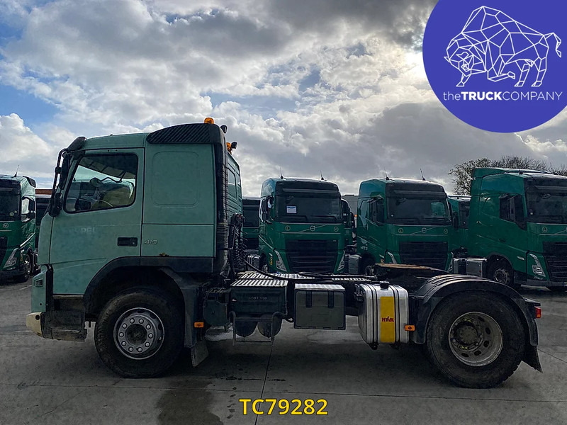 Volvo FMX 410 - Nyergesvontató: 2 kép. Volvo FMX 410 - Nyergesvontató: 2 kép.