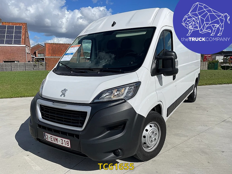 Peugeot Boxer 435 L3 H2 2.2 Blue HDI - Furgon: 1 kép. Peugeot Boxer 435 L3 H2 2.2 Blue HDI - Furgon: 1 kép.