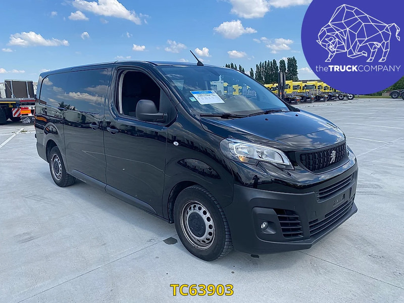 Peugeot Expert 2.0 HDI - DUBBELE CABINE - L2H1 - Kis furgon: 2 kép. Peugeot Expert 2.0 HDI - DUBBELE CABINE - L2H1 - Kis furgon: 2 kép.