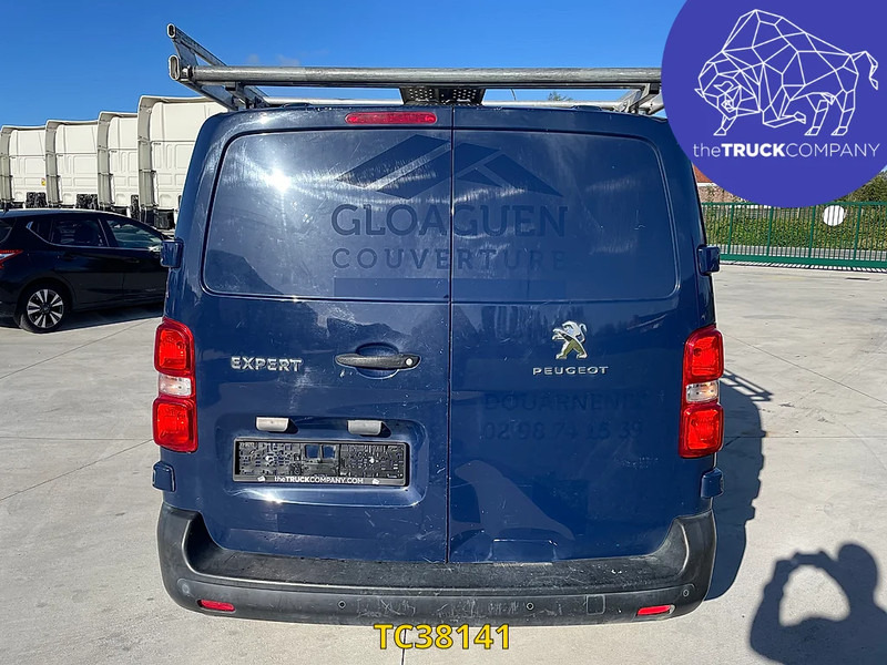 Peugeot Expert 2l 120cv - Kis furgon: 4 kép. Peugeot Expert 2l 120cv - Kis furgon: 4 kép.